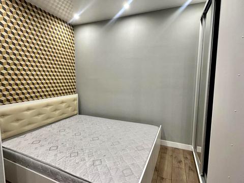 квартира за адресою Ревуцького вул., 40-В