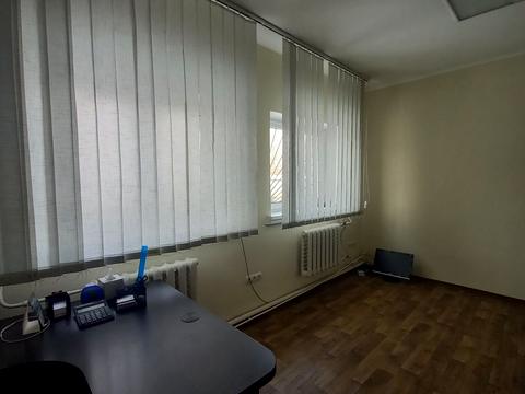 комерційна за адресою Героїв Космосу вул., 6