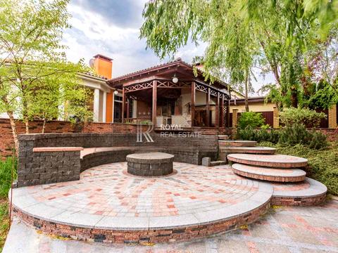 будинок за адресою щаслива, 1