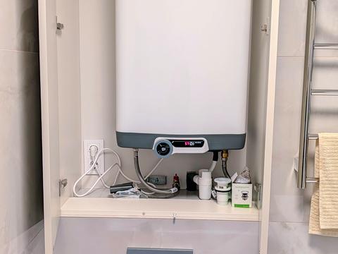 квартира за адресою Євгена Сверстюка вул. (Марини Раскової), 6-Е