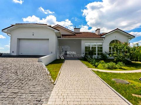 будинок за адресою Кар'єрна вул.