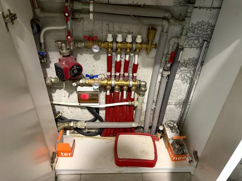 комерційна за адресою Івана Величковського вул., 30а