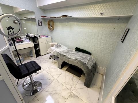 комерційна за адресою Івана Величковського вул., 30а