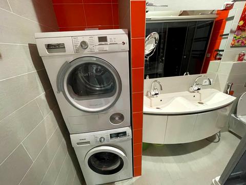 квартира по адресу Владимира Моссаковского ул. (Клари Цеткін), 7