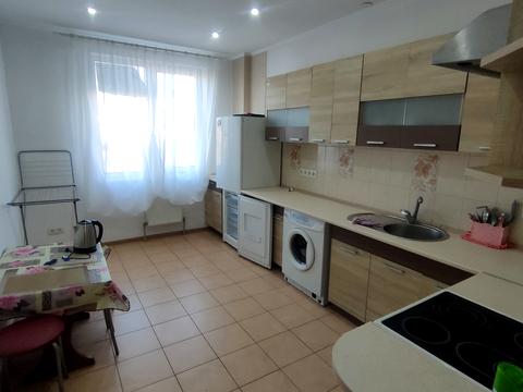 квартира за адресою Райдужний масив вул., 1