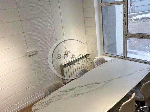 коммерческая по адресу Приладовий, 10