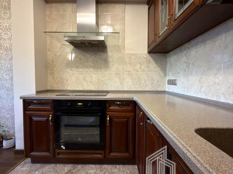 квартира за адресою Регенераторна вул., 4 к3