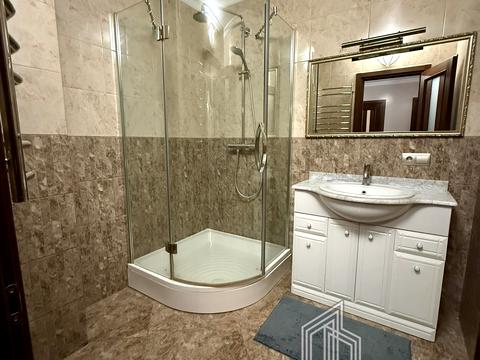 квартира за адресою Регенераторна вул., 4 к3