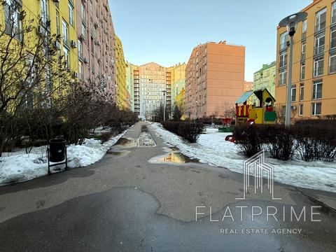 квартира за адресою Регенераторна вул., 4 к3