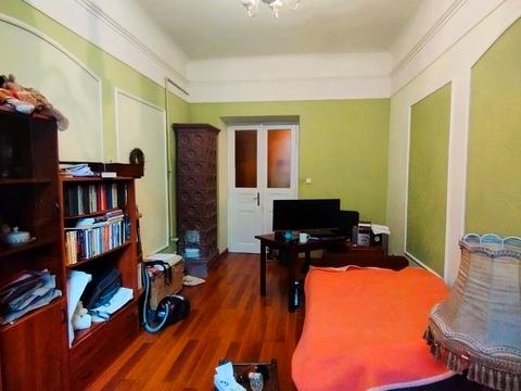 квартира за адресою Миколи Леонтовича вул., 8