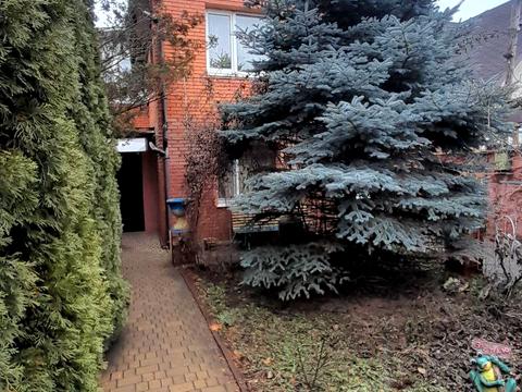 будинок за адресою Черняхівського вул.