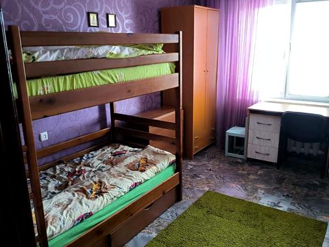 квартира за адресою Володимира Українця вул., 12