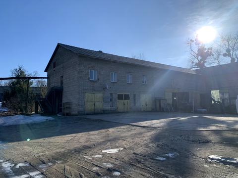 комерційна за адресою Срийське шосе, 1