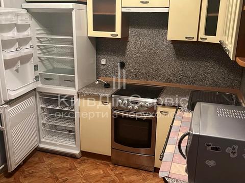 квартира по адресу Червоной Калины просп. (Владимира Маяковского), 52