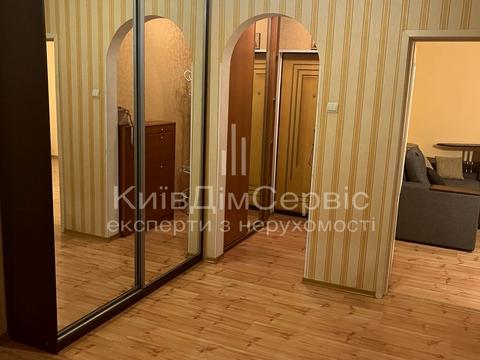 квартира по адресу Червоной Калины просп. (Владимира Маяковского), 52