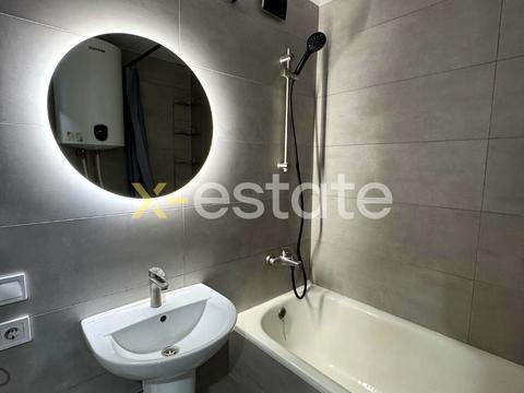 квартира за адресою Льва Ландау просп. (50-річчя СРСР), 16