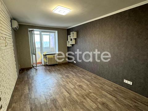 квартира за адресою Льва Ландау просп. (50-річчя СРСР), 16