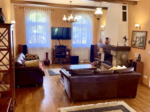 будинок за адресою Аеродромна вул.