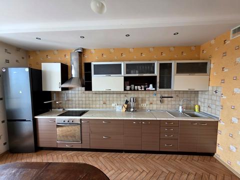 квартира по адресу Голосеевская ул., 13