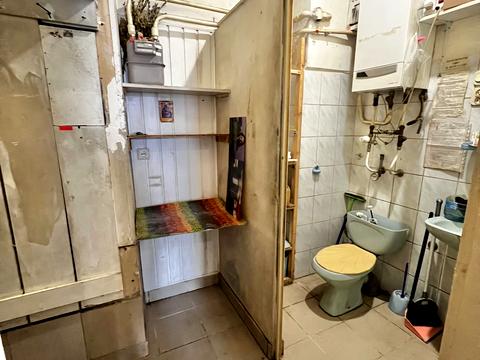 коммерческая по адресу Кропивницкого пл., 2