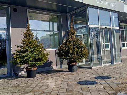 комерційна за адресою Олександра Оксанченка вул. (Степового Фронту), 48