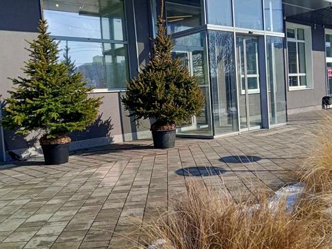 комерційна за адресою Олександра Оксанченка вул. (Степового Фронту), 48