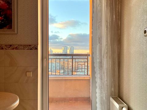 квартира за адресою Ованеса Туманяна вул., 3