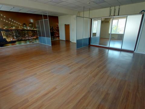 комерційна за адресою Лесі Українки бульв., 34