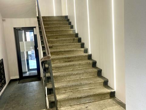 комерційна за адресою Січових Стрільців вул. (Артема), 13