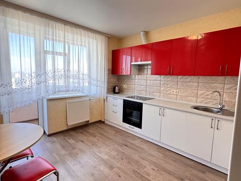 квартира за адресою Ревуцького вул., 9