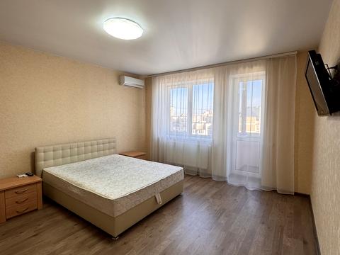 квартира за адресою Ревуцького вул., 9