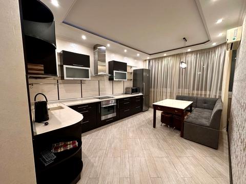 квартира за адресою Степана Рудницького вул. (Академіка Вільямса), 5