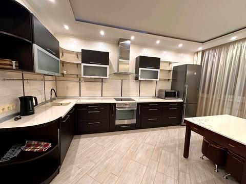 квартира за адресою Степана Рудницького вул. (Академіка Вільямса), 5