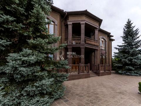 будинок за адресою Набережна