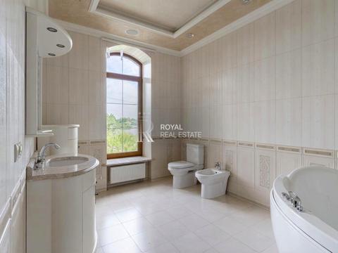 будинок за адресою Набережна