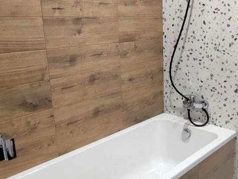 квартира по адресу Угорская ул., 12