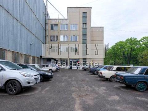 коммерческая по адресу Лісова ул., 4