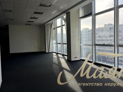 комерційна за адресою Київ, Солом'янська вул., 11