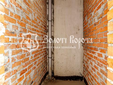 квартира по адресу Ревуцкого ул., 40-В