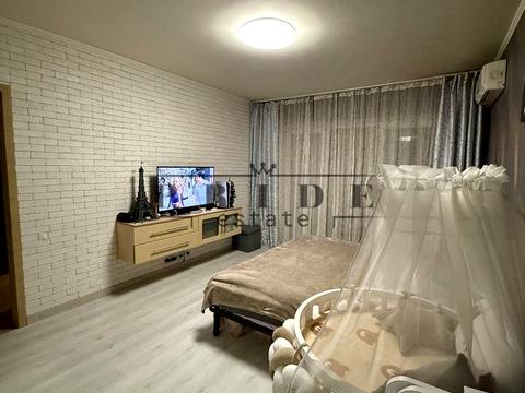 комерційна за адресою Романа Шухевича просп. (Генерала Ватутіна), 14-А