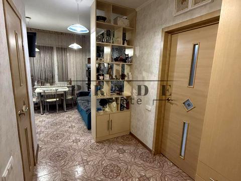 комерційна за адресою Романа Шухевича просп. (Генерала Ватутіна), 14-А