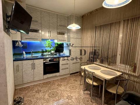 комерційна за адресою Романа Шухевича просп. (Генерала Ватутіна), 14-А