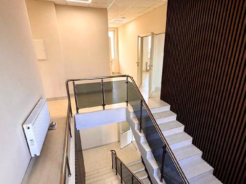 коммерческая по адресу Жемчужная ул., 12