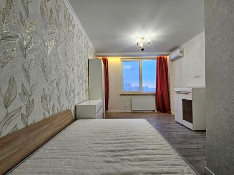 квартира по адресу Олександра Олеся ул., 2-В