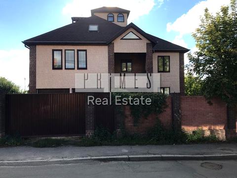 будинок за адресою Нечуя-Левицького вул.