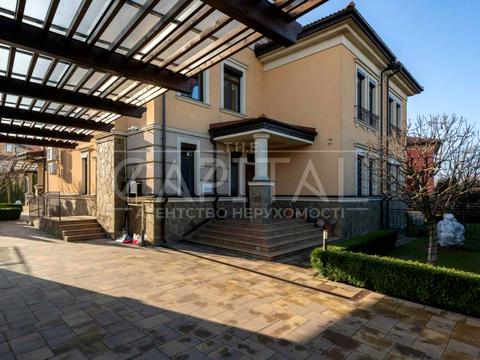 будинок за адресою Київ, Богатирська вул.