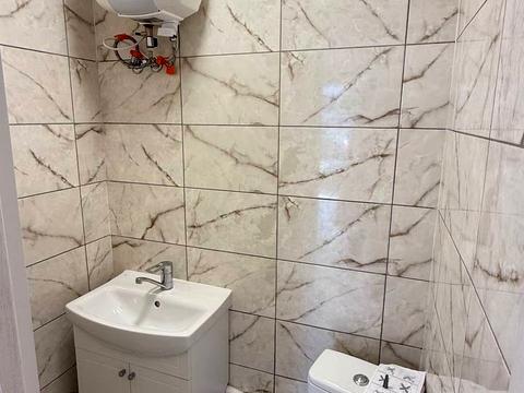 комерційна за адресою Рівне, Яворницького вул., 27-29