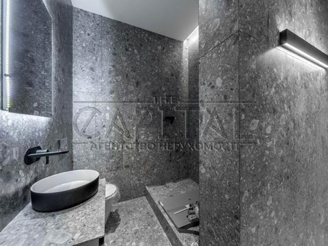 комерційна за адресою Василя Тютюнника вул. (Анрі Барбюса), 37/1