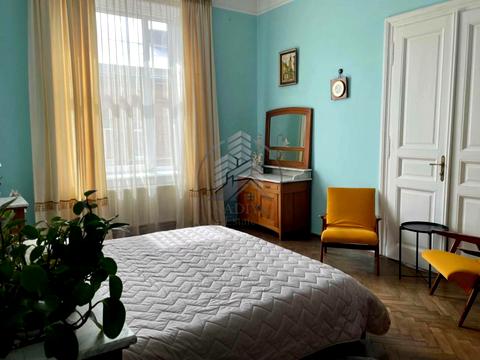 квартира за адресою Львів, Пекарська вул., 1