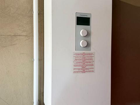 дом по адресу Хутірська